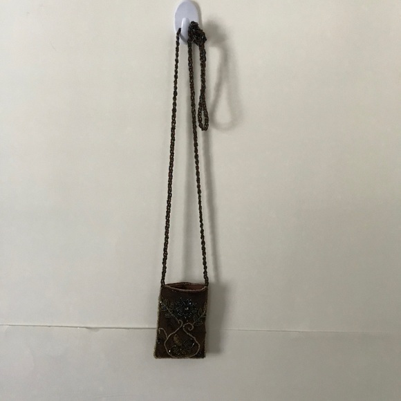 Beaded Crossbody Bag - Picture 4 of 6